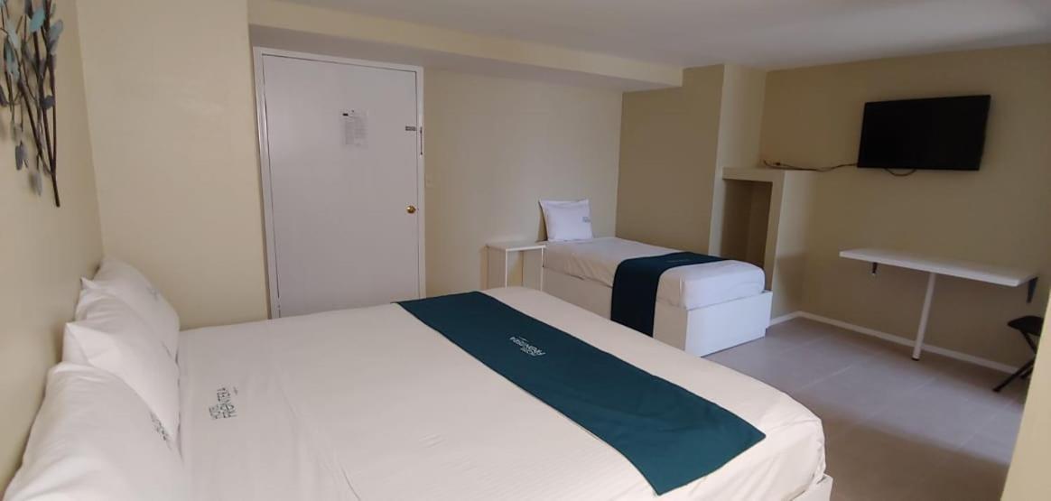 Hotel Frontera Baja Mexicali Kültér fotó