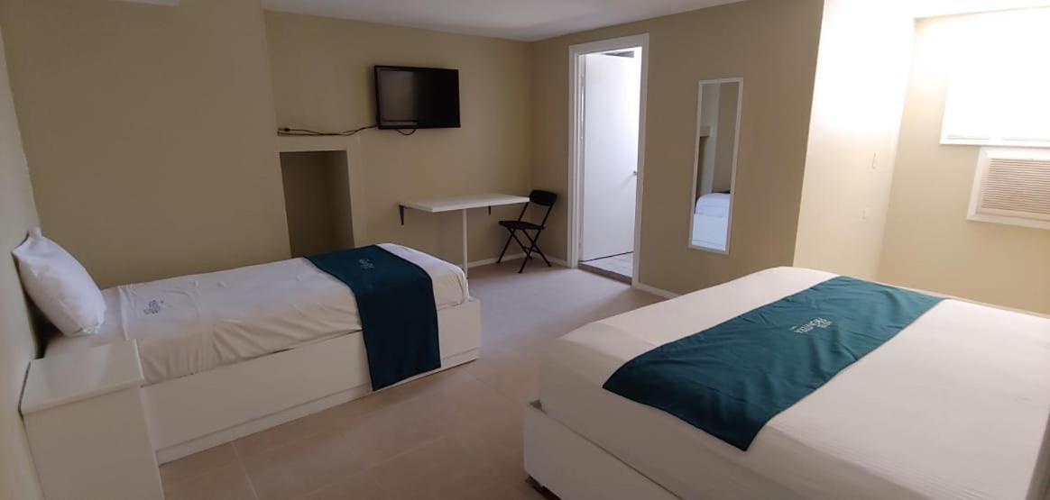 Hotel Frontera Baja Mexicali Kültér fotó
