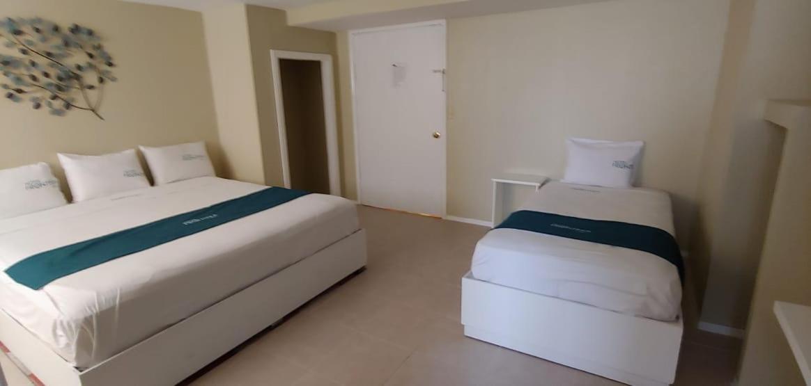 Hotel Frontera Baja Mexicali Kültér fotó